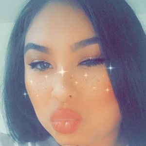 Meet your Posher, Cassandra